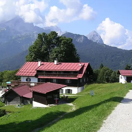 With 2 Bedrooms Casa vacanze Garmisch-Partenkirchen
